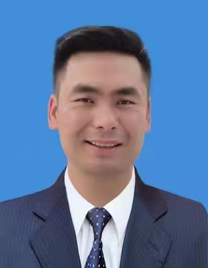 采编部副主任 马英